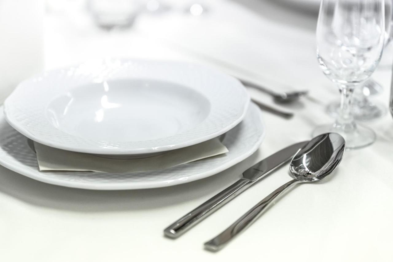 היידראבד Oyo Townhouse 034 -Halcyon Hitech City Road מראה חיצוני תמונה