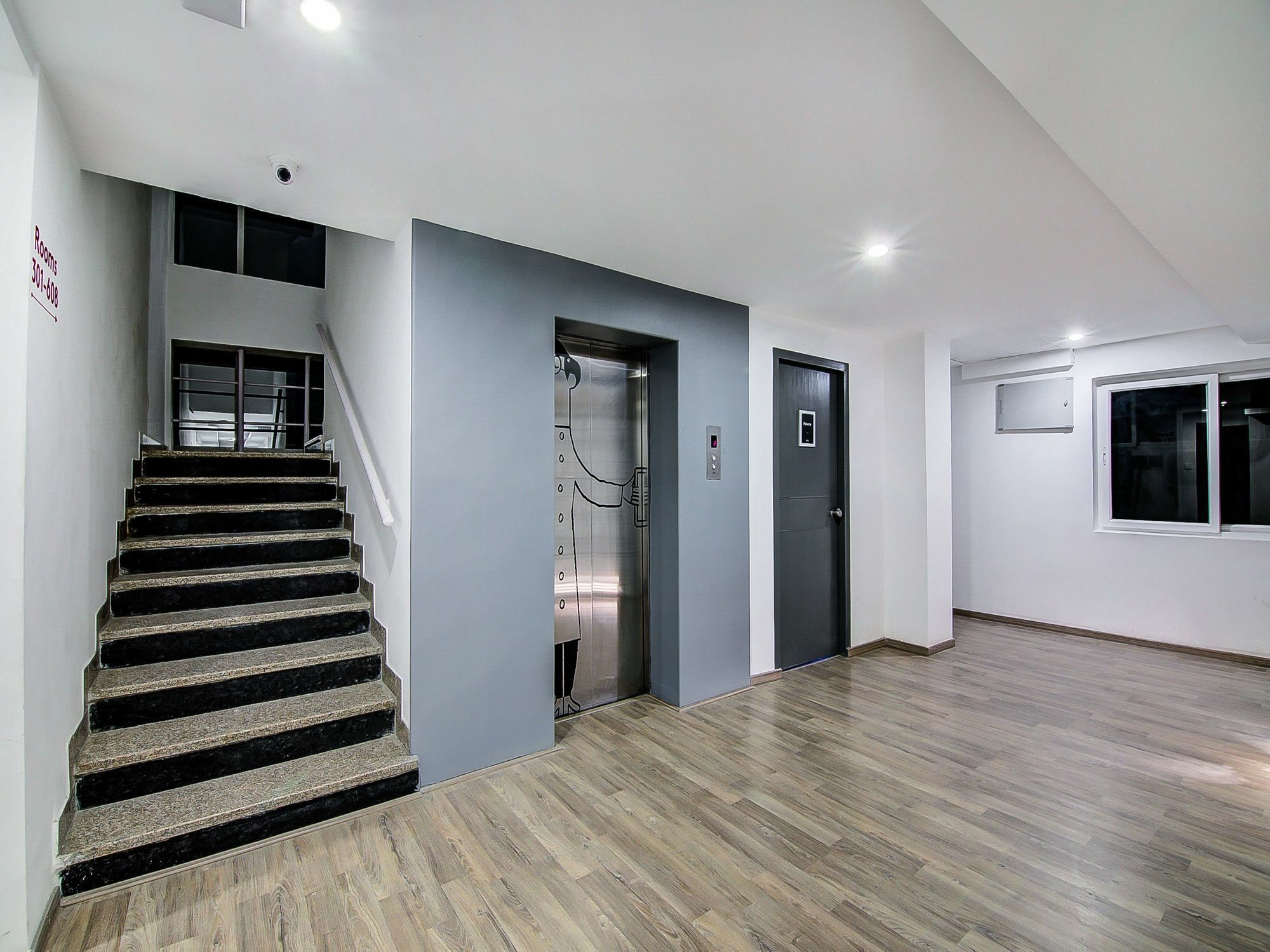 היידראבד Oyo Townhouse 034 -Halcyon Hitech City Road מראה חיצוני תמונה