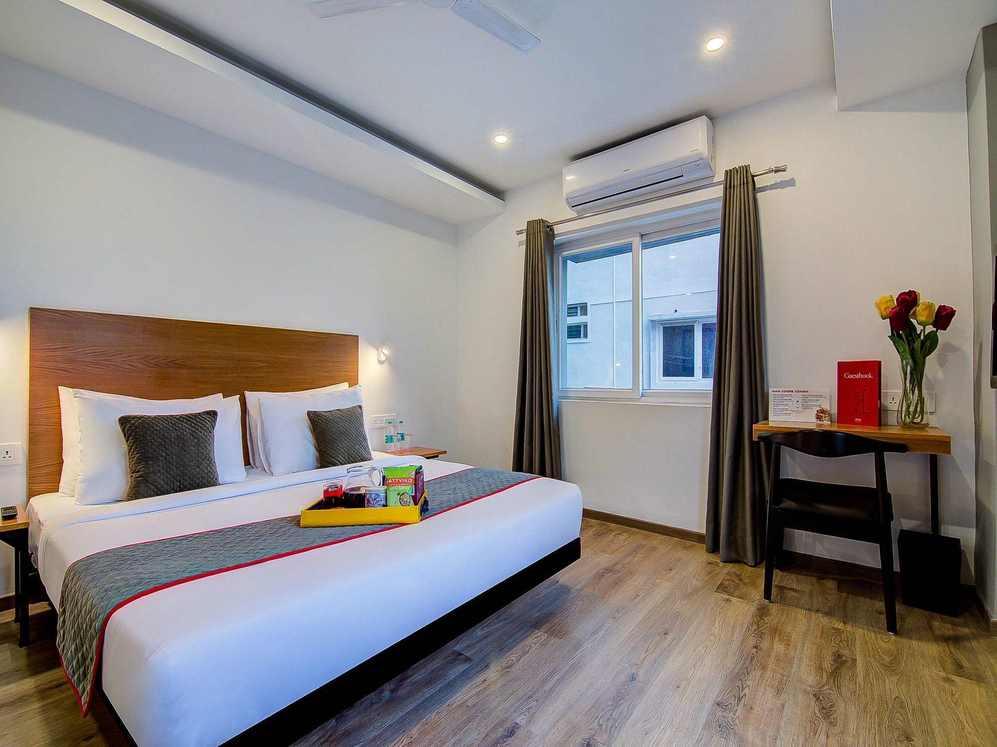 היידראבד Oyo Townhouse 034 -Halcyon Hitech City Road מראה חיצוני תמונה